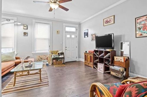 2021 Lautner St, Pittsburgh, PA 15212-3212