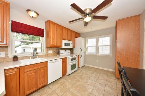 1204 95th St, Milwaukee WI  53214-2726 exterior