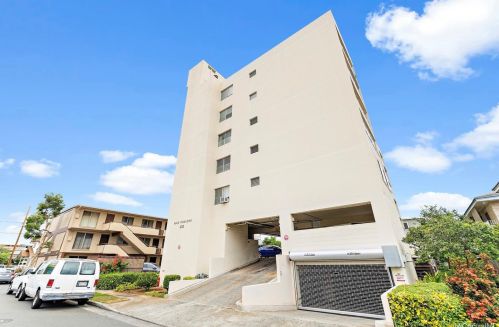 2122 Lime St, Honolulu HI 96826-4157 exterior