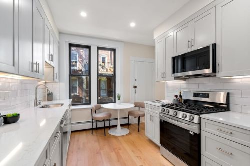 19 Cortes St, Boston, MA 02116