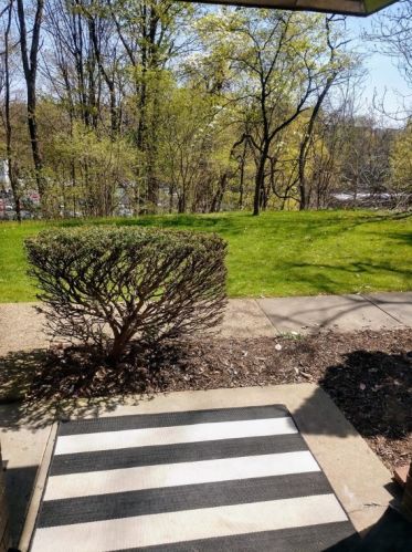 4003 Charlemagne Cir, Pittsburgh PA  15237-2917 exterior