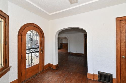 2635 60, Milwaukee WI 53219-2602 exterior