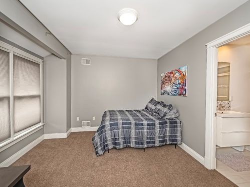 351 Lehigh Ave, Pittsburgh PA 15232-2007 exterior