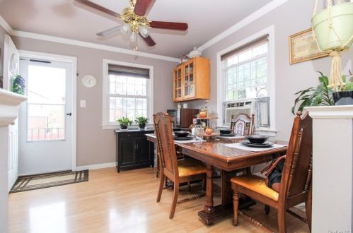 2542 Bouck Ave, Bronx NY 10469-5710 exterior