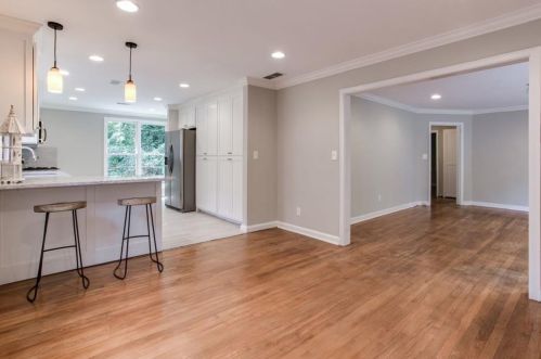 1610 Belle Isle Cir, Atlanta GA  30329-2526 exterior