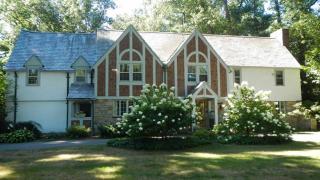 194 Colony Rd, Springfield, MA 01106-1256