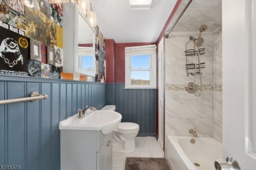 7 Berry Rd, Wantage NJ 07461-3009 exterior