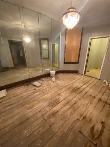 4421 Monroe St, Chicago IL 60624-2517 exterior