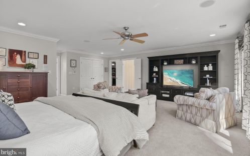 11820 Beekman Pl, Rockville MD 20854-2177 exterior