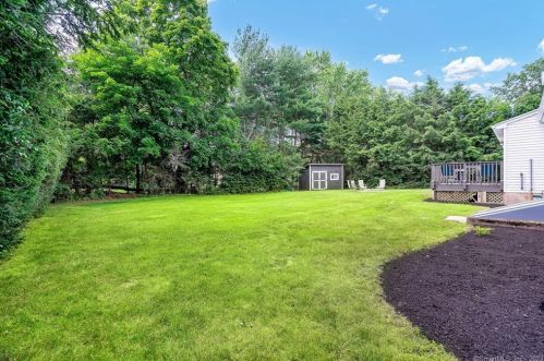 46 Eldridge St, Manchester CT 06040-5500 exterior