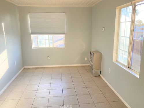 2630 L St, Bakersfield CA 93304-3045 exterior