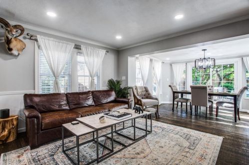 4606 Amherst Ave, Dallas TX  75209-3126 exterior