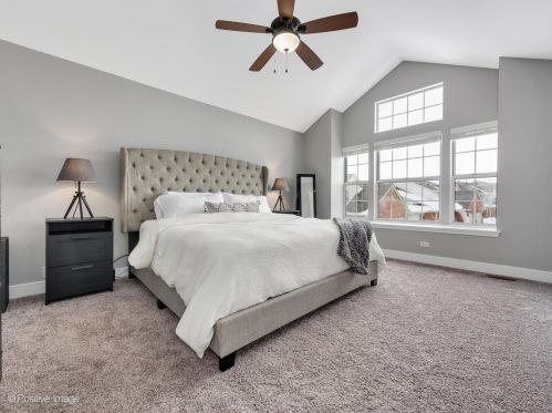 1693 Pearl Ct, Bull Valley IL 60014-2729 exterior