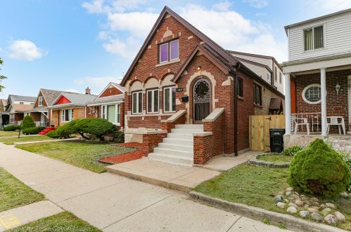 10443 Indiana Ave, Chicago IL  60628-2820 exterior