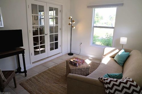 758 93 Ave, Naples FL 34108-2441 exterior