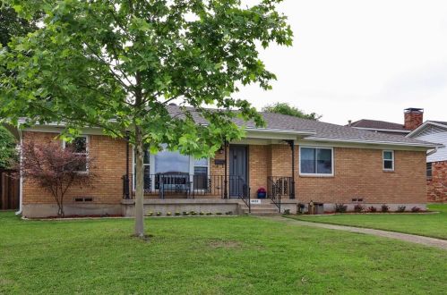 8428 Cadenza Ln, Dallas, TX 75228-4921