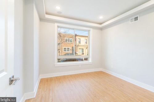 1720 22nd St, Philadelphia PA 19145-1943 exterior