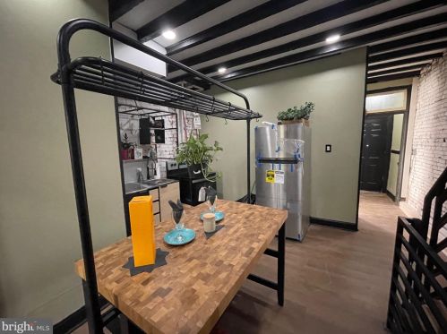 2168 Darien St, Philadelphia, PA 19122-1316