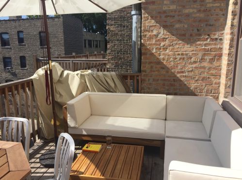 3906 Wolcott Ave, Chicago IL 60613-2445 exterior