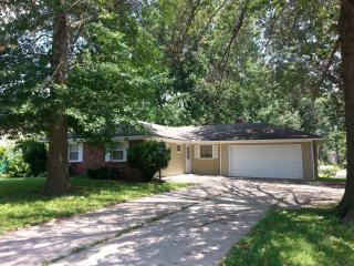 804 Range St, Blue Springs MO  64015-3026 exterior