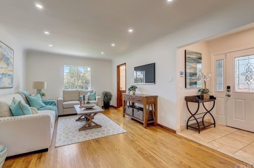 227 Waldo Ave, Fullerton CA  92833-2846 exterior