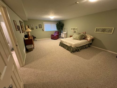 1167 Kensington St, Grand Rapids MI 49534-2174 exterior