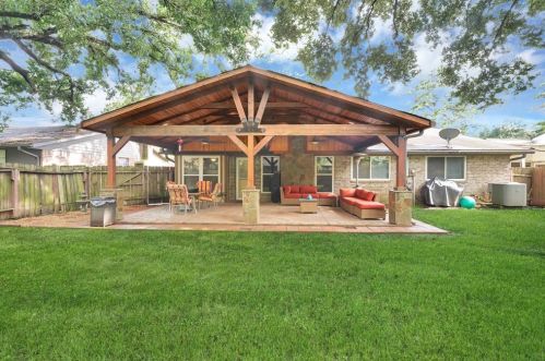 7019 Foxmar Ln, Humble TX 77338-1620 exterior