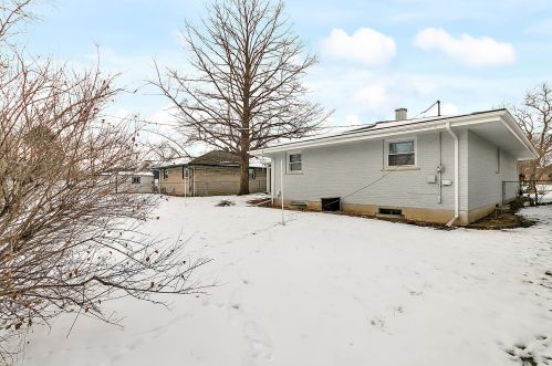 2614 Glenwood Ave, Joliet IL 60435-4945 exterior