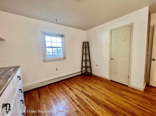 308 Enterprise Dr, Lacey NJ 08731-1815 exterior