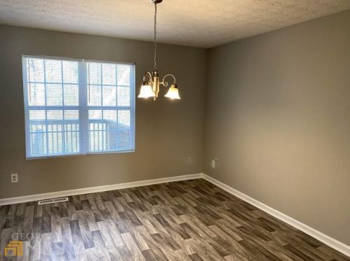 1687 Redan, Lithonia GA 30058-2610 exterior