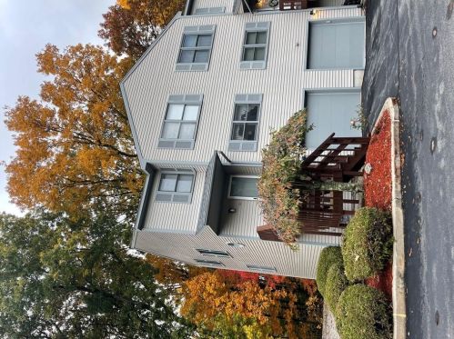 1603 Plainfield Pike, Providence RI  02919-6274 exterior