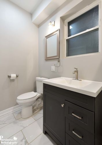 6229 Eberhart Ave, Chicago IL 60637-3318 exterior