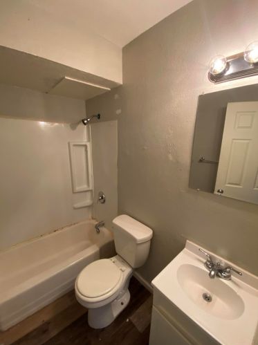 1418 Mitchell St, Milwaukee WI 53204-3242 exterior