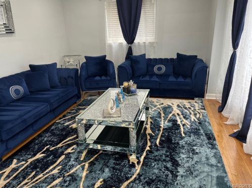 29805 Marquette St, Garden City MI 48135-3602 exterior