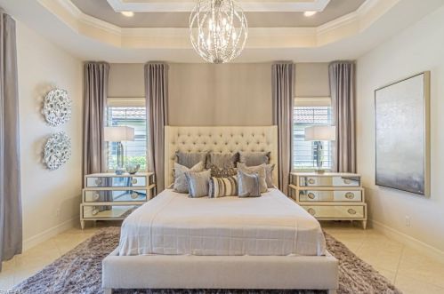 375 Cypress Way, Naples, FL 34110-1105