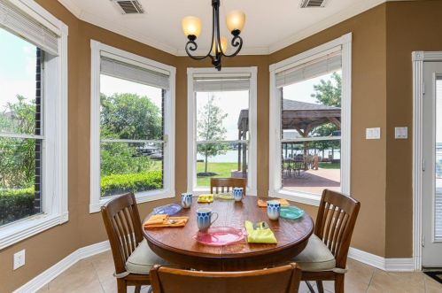 48 La Costa Dr, Montgomery TX 77356-5357 exterior