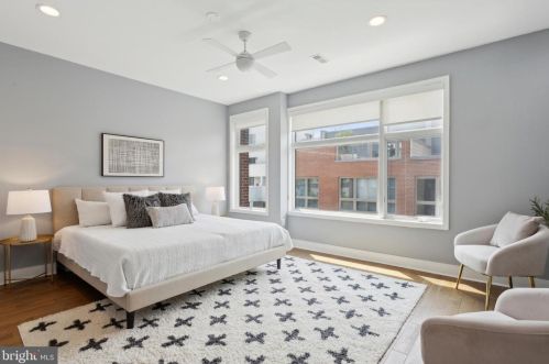 1427 Kater St, Philadelphia PA 19147-1851 exterior