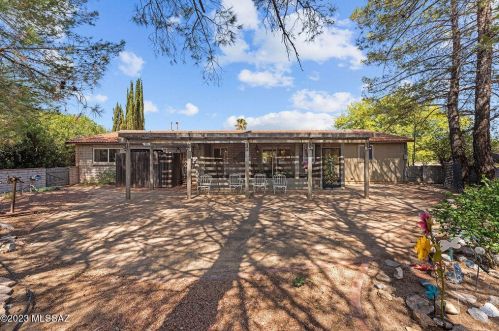 1066 Abrego Dr, Green Valley AZ 85614-3640 exterior