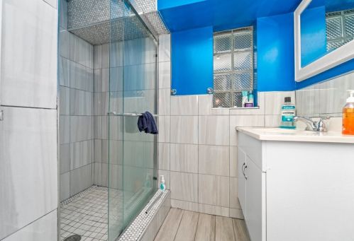 2720 Karlov Ave, Chicago IL 60652-3121 exterior