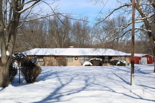 6141 Owen Dr, Kalamazoo, MI 49009-8877