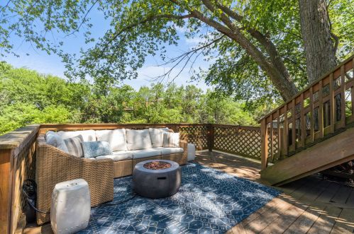 2703 Agatite Ave, Chicago IL 60630-3501 exterior