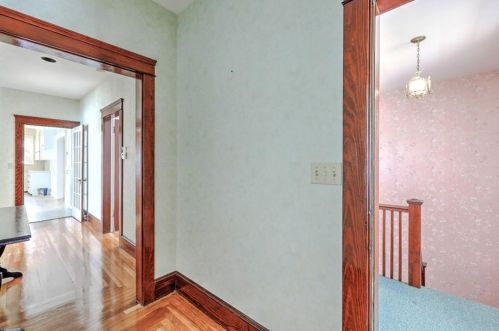 350 Mount Pleasant Ave, Providence RI 02908-5153 exterior