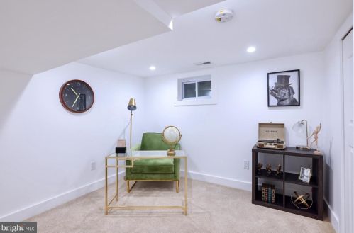 3016 Thayer St, Washington DC  20018-2505 exterior