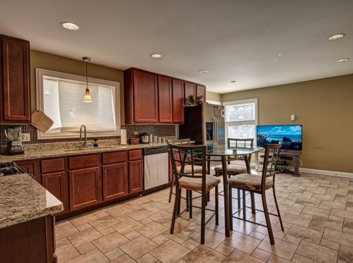 1635 92 Pl, Chicago IL 60619-7730 exterior