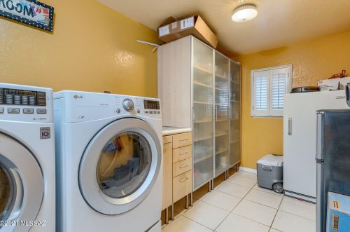 4375 Anklam Rd, Tucson AZ 85745-2149 exterior