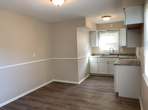 6917 Darien St, Milwaukee, WI 53209-2412