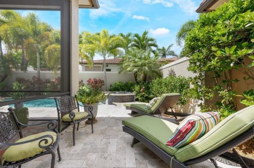 7996 Cordoba Pl, Naples FL 34113-8747 exterior