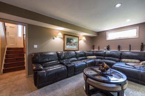 2350 Plainfield Ave, Piscataway NJ 08854-4045 exterior