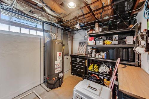 8236 Berwyn Ave, Chicago IL 60656-1455 exterior