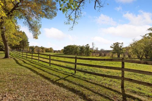 1488 Copeland Rd, Maple Plain MN 55359-9537 exterior